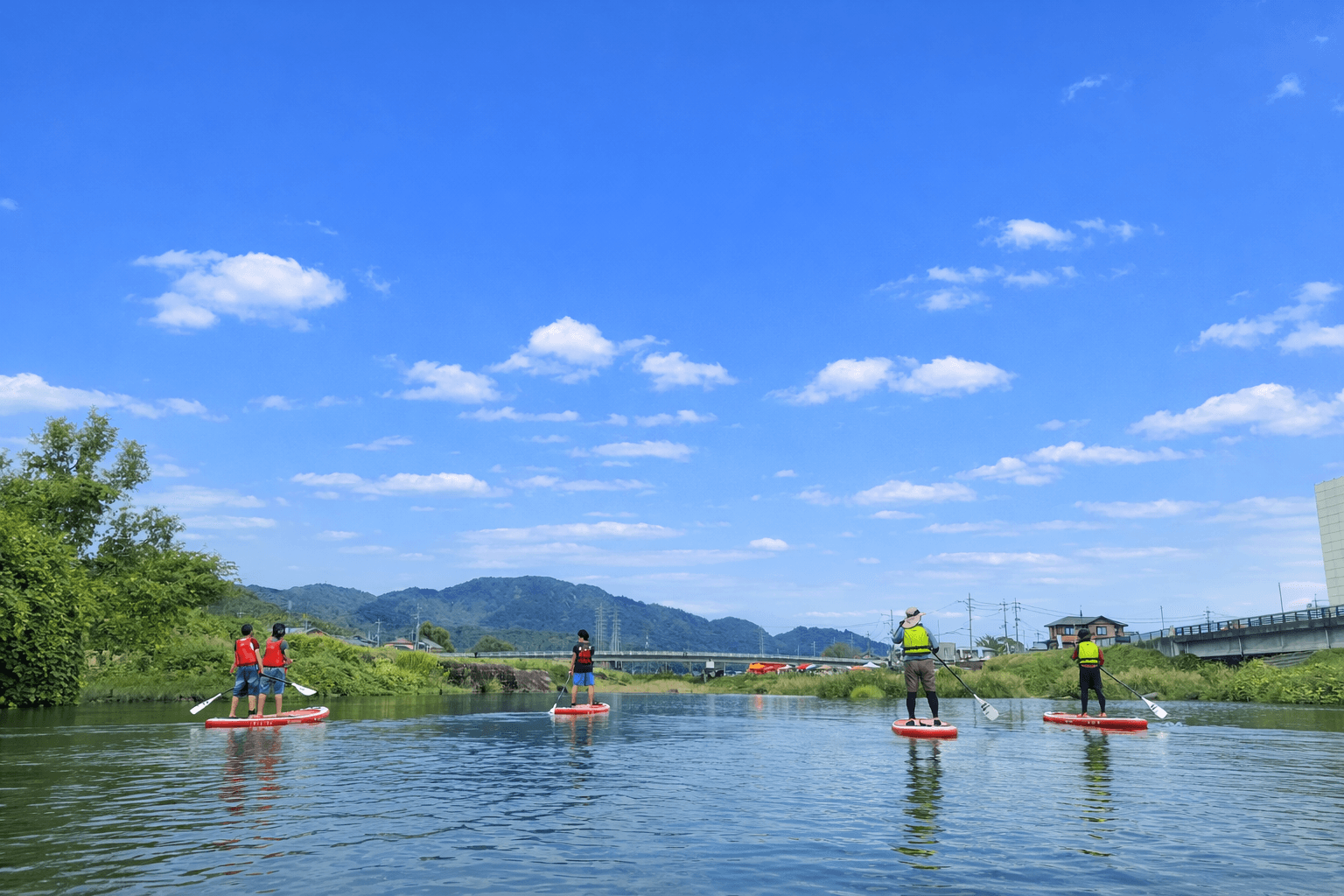甲賀の里でSUP&水蜘蛛体験